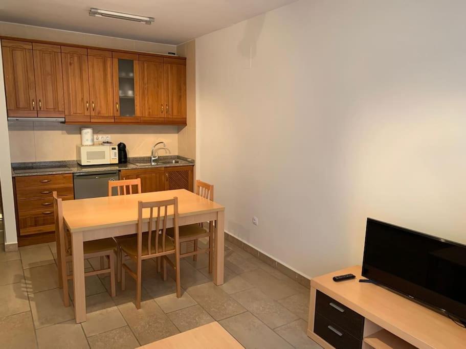 Apartamento Камарена-де-ла-Сьерра Экстерьер фото